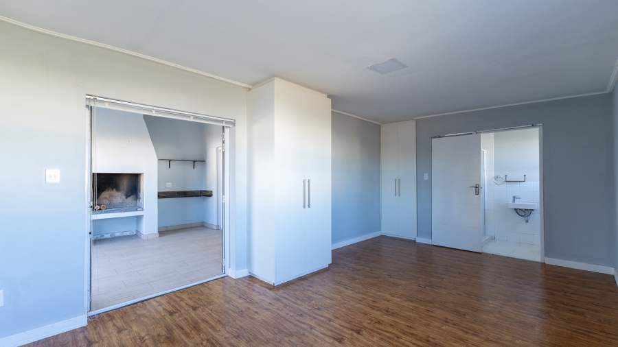 3 Bedroom Property for Sale in Stilbaai Wes Western Cape